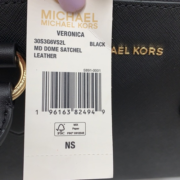 MICHAEL KORS
(NWT
Veronica Medium Saffiano Leather Dome
Satchel BLACK COLOR - Picture 15 of 15